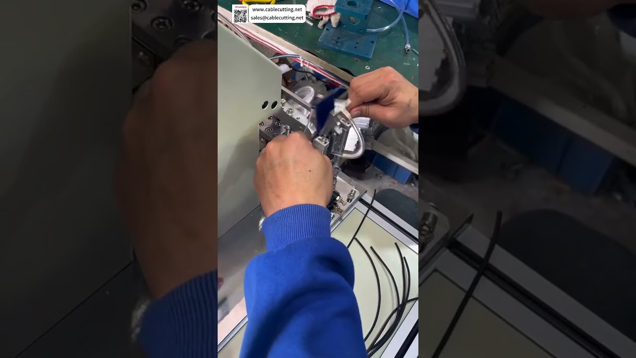 Машина для складывания проводов и наклеивания этикеток с сервоприводом — высокая скорость и надежность (краткое описание)